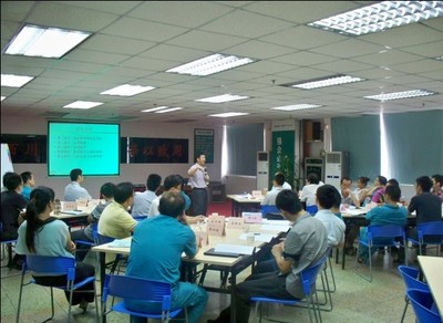 華清弘官方微信正式開通，打造一站式管理智慧平臺(tái)